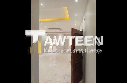 دوبلكس - 3 غرف نوم - 2 حمامات للبيع في كمبوند الأمن العام - التجمع الاول - مدينة القاهرة الجديدة - القاهرة