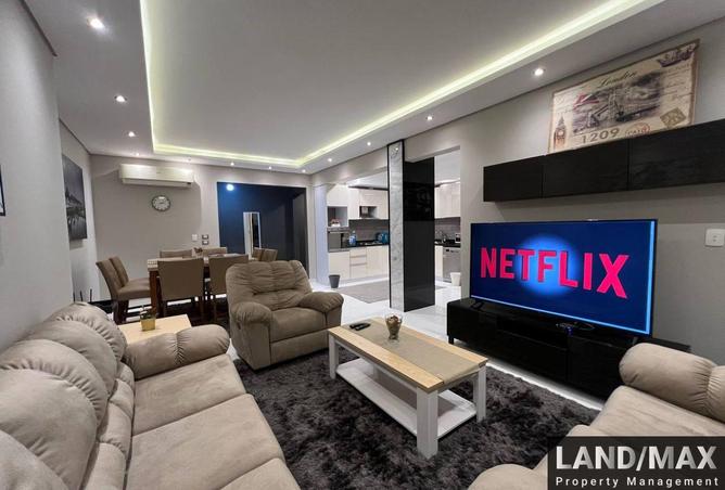 8421198 - Property Image 2