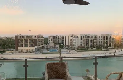 شاليه - غرفة نوم - 2 حمامات للبيع في مراسي - سيدي عبد الرحمن - الساحل الشمالي