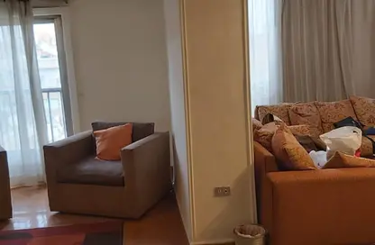 Apartment - 3 Bedrooms - 2 Bathrooms for sale in Zamalek - Cairo