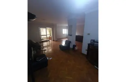 Apartment - 3 Bedrooms - 2 Bathrooms for rent in Al Nasr Road - 1st Zone - Nasr City - Cairo Apartment - 3 Bedrooms - 2 Bathrooms for rent in Al Nasr Road - 1st Zone - Nasr City - Cairo