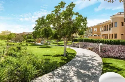 Apartment - 2 Bedrooms - 2 Bathrooms for sale in Hyde Park - New Cairo City - Cairo