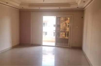 Apartment - 3 Bedrooms - 2 Bathrooms for rent in 7th Sector - Zahraa El Maadi - Hay El Maadi - Cairo