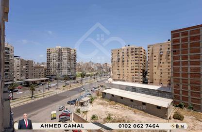 Apartment - 3 Bedrooms - 2 Bathrooms for sale in Mostafa Kamel St. - Seyouf - Hay Awal El Montazah - Alexandria