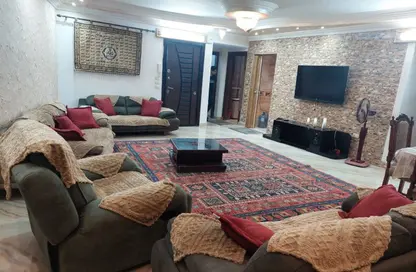 Apartment - 3 Bedrooms - 2 Bathrooms for rent in Green Residence 1 - 7th District - Sheikh Zayed City - Giza