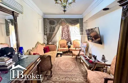 Apartment - 2 Bedrooms - 1 Bathroom for sale in Rasim St. - Shods - Hay Sharq - Alexandria