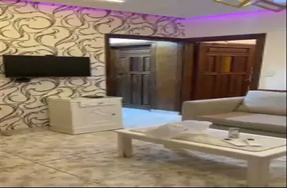 شقة - 2 غرف نوم - 1 حمام للايجار في شارع البطل احمد عبد العزيز - المهندسين - الجيزة