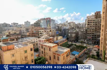 شقة - 3 غرف نوم - 1 حمام للبيع في شارع قرداحي - رشدي - حي شرق - الاسكندرية