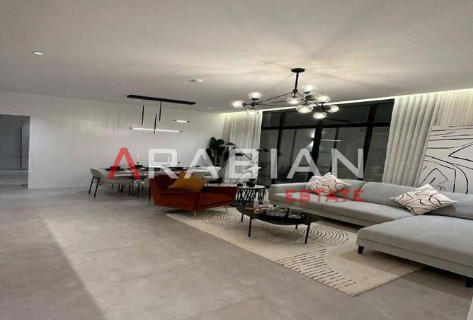 8022286 - Property Image 2