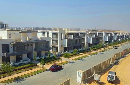 Apartment - 2 Bedrooms - 2 Bathrooms for sale in Taj City - 5th Settlement Compounds - The 5th Settlement - New Cairo City - Cairo