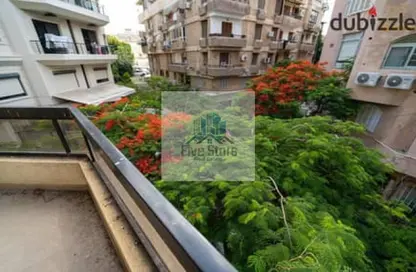 شقة - 5 غرف نوم - 2 حمامات للبيع في شارع احمد عرابي - المنشية - حي الجمرك - الاسكندرية