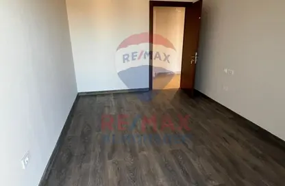 Apartment - 3 Bedrooms - 3 Bathrooms for rent in Park Side Residence - Zed Towers - Sheikh Zayed Compounds - Sheikh Zayed City - Giza