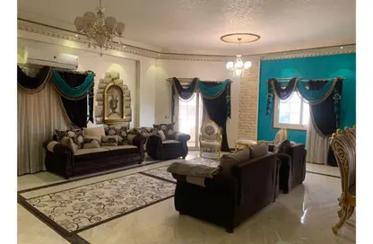 شقة - 3 غرف نوم - 3 حمامات للايجار في البنفسج 12 - البنفسج - مدينة القاهرة الجديدة - القاهرة