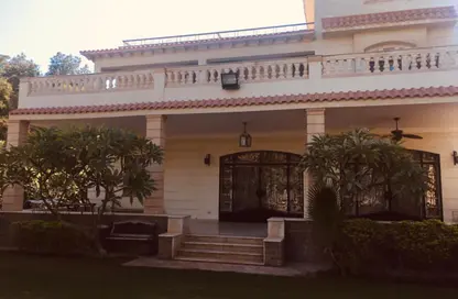 فيلا - 7 غرف نوم - 6 حمامات للبيع في زايد 2000 - الحي الرابع - الشيخ زايد - الجيزة