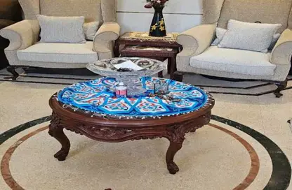 طابق كامل - 3 غرف نوم - 3 حمامات للبيع في البنفسج 11 - البنفسج - مدينة القاهرة الجديدة - القاهرة