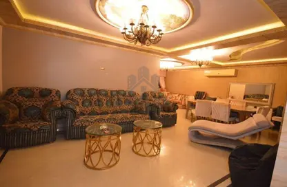 Apartment - 3 Bedrooms - 2 Bathrooms for sale in Albert Al Awal St. - Smouha - Hay Sharq - Alexandria