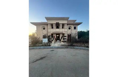 فيلا - 5 غرف نوم - 5 حمامات للبيع في پريڤادو - مدينتي - القاهرة