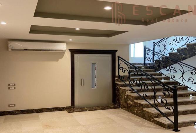 8413889 - Property Image 3