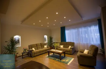 Apartment - 3 Bedrooms - 2 Bathrooms for rent in Sarayat Al Maadi - Hay El Maadi - Cairo
