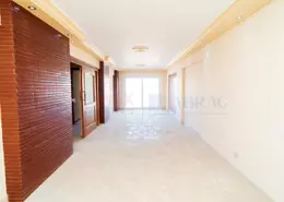Apartment - 2 Bedrooms - 1 Bathroom for sale in Madkhal Sharkt Al Nakhl Wa Al Handasa St. - Smouha - Hay Sharq - Alexandria