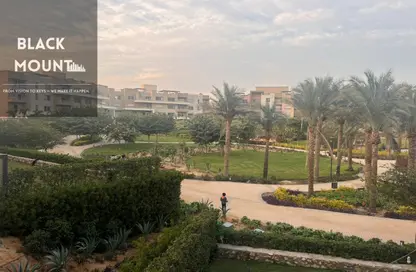 Apartment - 3 Bedrooms - 3 Bathrooms for sale in New Giza - Cairo Alexandria Desert Road - 6 October City - Giza