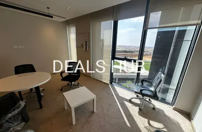 Office Space - Studio - 1 Bathroom for rent in Hyde Park - 5th Settlement Compounds - The 5th Settlement - New Cairo City - Cairo