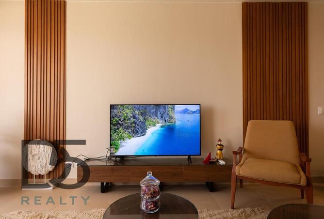 8318493 - Property Image 2