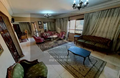 Apartment - 3 Bedrooms - 2 Bathrooms for sale in Hassan Aflaton St. - Masaken Al Mohandesin - Nasr City - Cairo