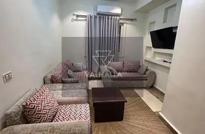 شقة - 2 غرف نوم - 1 حمام للايجار في شارع المساحه - الدقي - الجيزة شقة - 2 غرف نوم - 1 حمام للايجار في شارع المساحه - الدقي - الجيزة