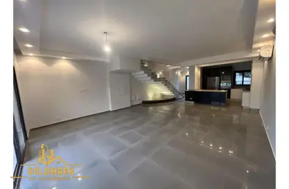 Townhouse - 3 Bedrooms - 3 Bathrooms for rent in The Residences - Hyde Park - New Cairo City - Cairo