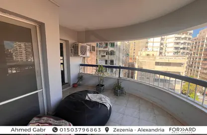 Apartment - 3 Bedrooms - 2 Bathrooms for sale in Zezenia - Hay Sharq - Alexandria