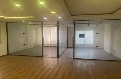 مساحات مكتبية - استوديو - 3 حمامات للايجار في شارع سوريا - المهندسين - الجيزة