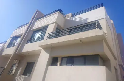Twin House - 3 Bedrooms - 4 Bathrooms for rent in Alma - 2nd District - Sheikh Zayed City - Giza