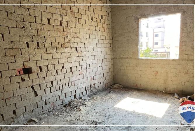 8303219 - Property Image 3