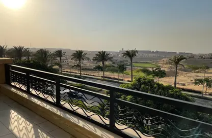 Apartment - 3 Bedrooms - 3 Bathrooms for sale in Alto - Uptown Cairo - Mokattam - Cairo