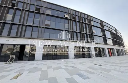 Office Space - Studio - 1 Bathroom for rent in Lake View Residence - 5th Settlement Compounds - The 5th Settlement - New Cairo City - Cairo