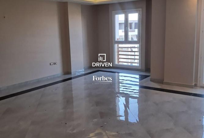 8398442 - Property Image 3