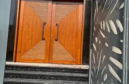 فيلا - 8 غرف نوم - 8 حمامات للبيع في لافيدا البستان - محور 26 يوليو - مدينة 6 أكتوبر - الجيزة