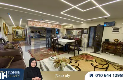 Apartment - 3 Bedrooms - 1 Bathroom for sale in Shaarawy St. - Laurent - Hay Sharq - Alexandria Apartment - 3 Bedrooms - 1 Bathroom for sale in Shaarawy St. - Laurent - Hay Sharq - Alexandria