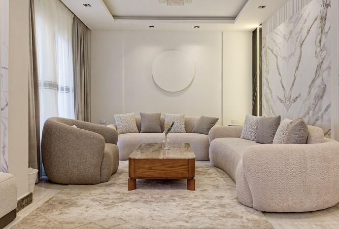 8076088 - Property Image 2