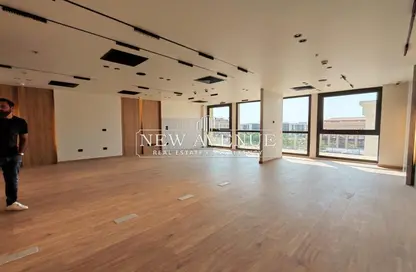 Office Space - Studio - 2 Bathrooms for rent in Mivida - 5th Settlement Compounds - The 5th Settlement - New Cairo City - Cairo