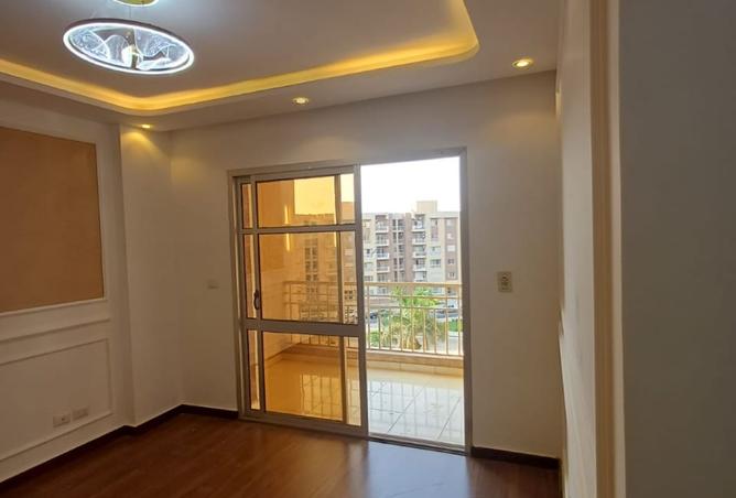 8398722 - Property Image 2