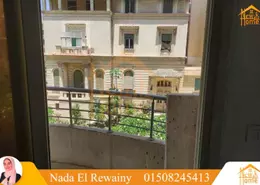شقة - 3 غرف نوم - 2 حمامات للايجار في شارع لافيزون - بولكلي - حي شرق - الاسكندرية