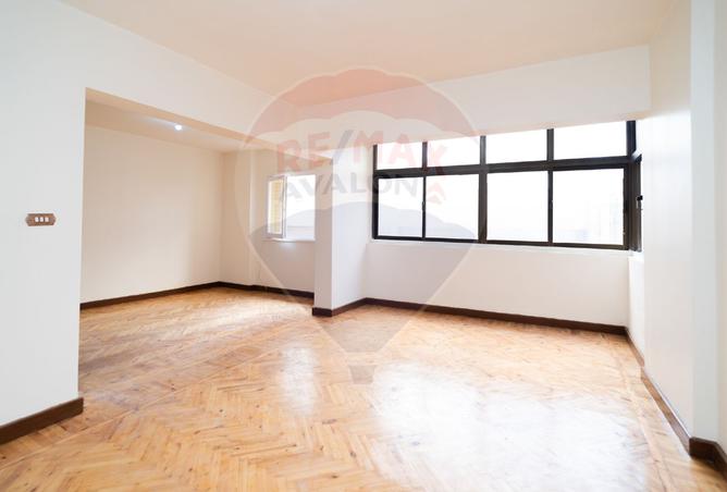 8432225 - Property Image 2