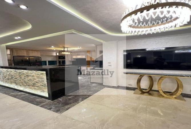 8377033 - Property Image 2