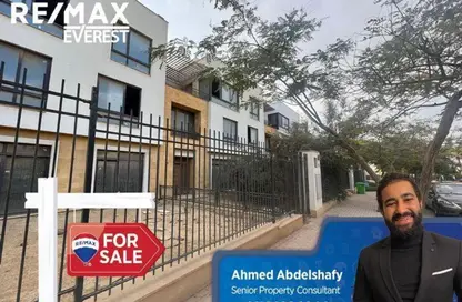 Townhouse - 4 Bedrooms - 7 Bathrooms for sale in Westown - Sheikh Zayed Compounds - Sheikh Zayed City - Giza