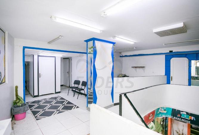 7423450 - Property Image 2