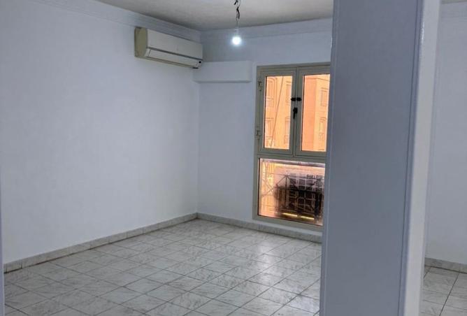 8445674 - Property Image 2