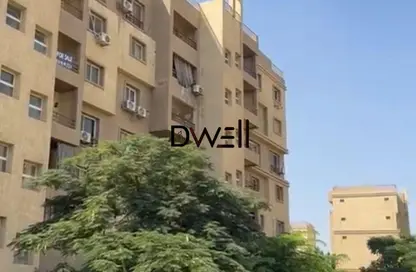 Apartment - 2 Bedrooms - 2 Bathrooms for sale in Madinaty - Cairo