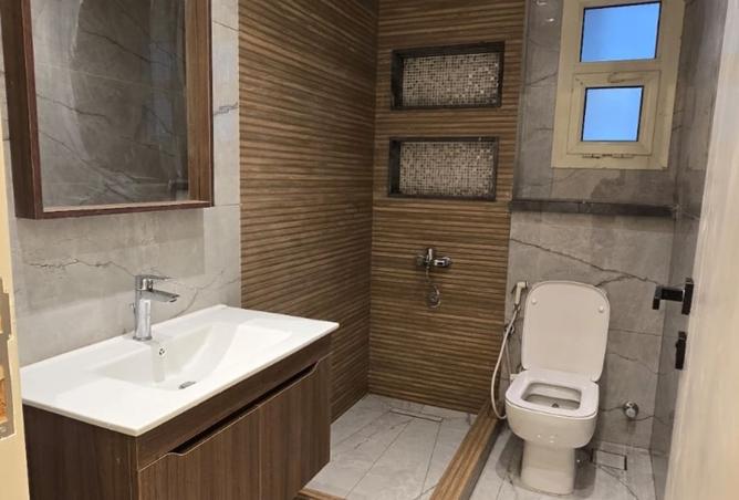 8421835 - Property Image 2